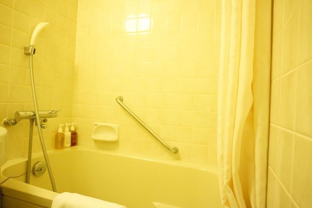 Dukes Hotel Nakasu Фукуока Екстериор снимка