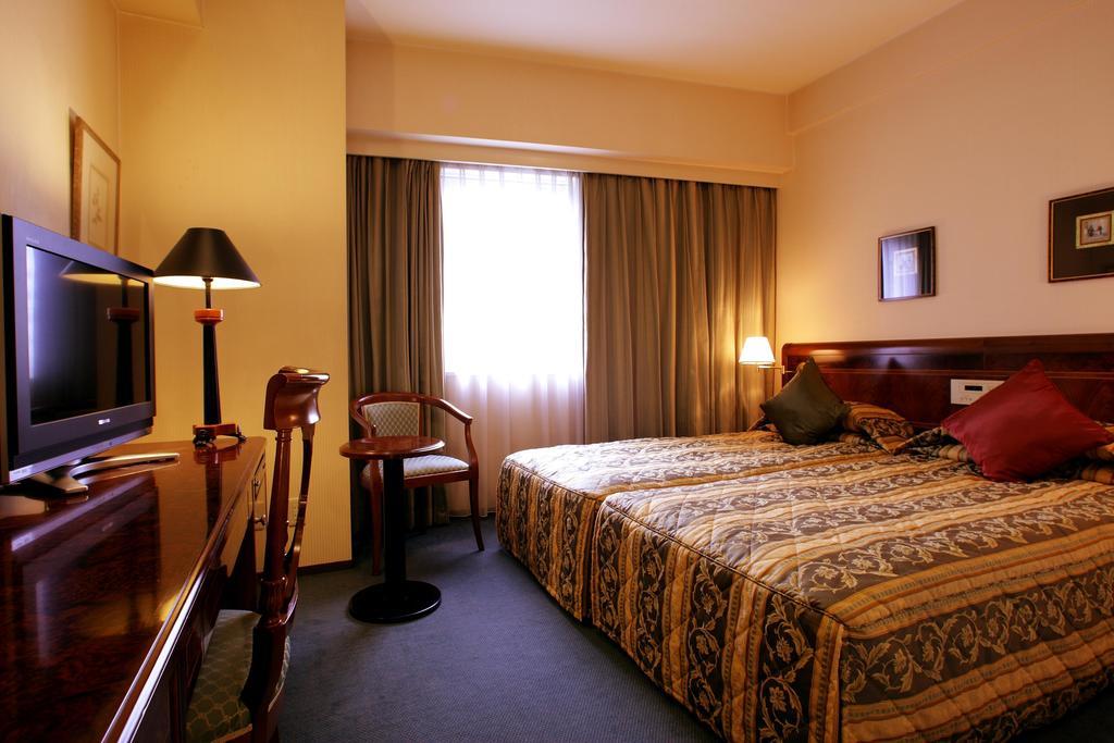 Dukes Hotel Nakasu Фукуока Екстериор снимка